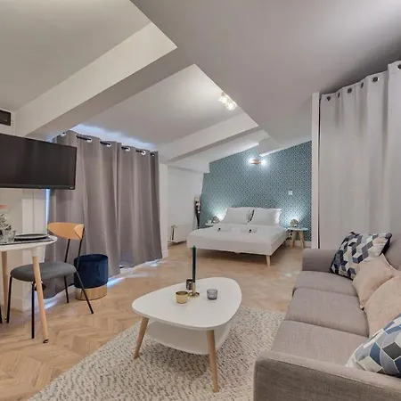 Renove Proche Arc Triomphe - 2p Apartment Paris